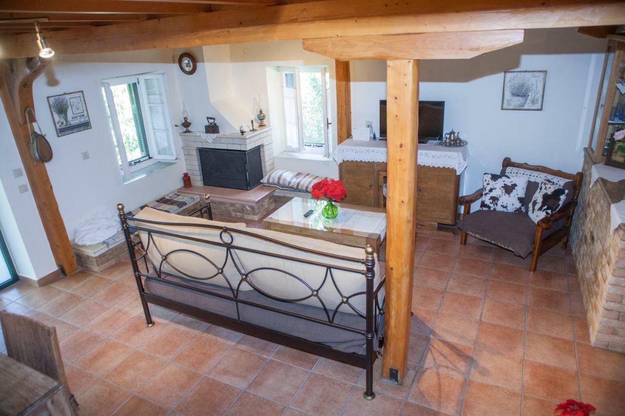 Villa Ilias Pinakokhorion Екстер'єр фото